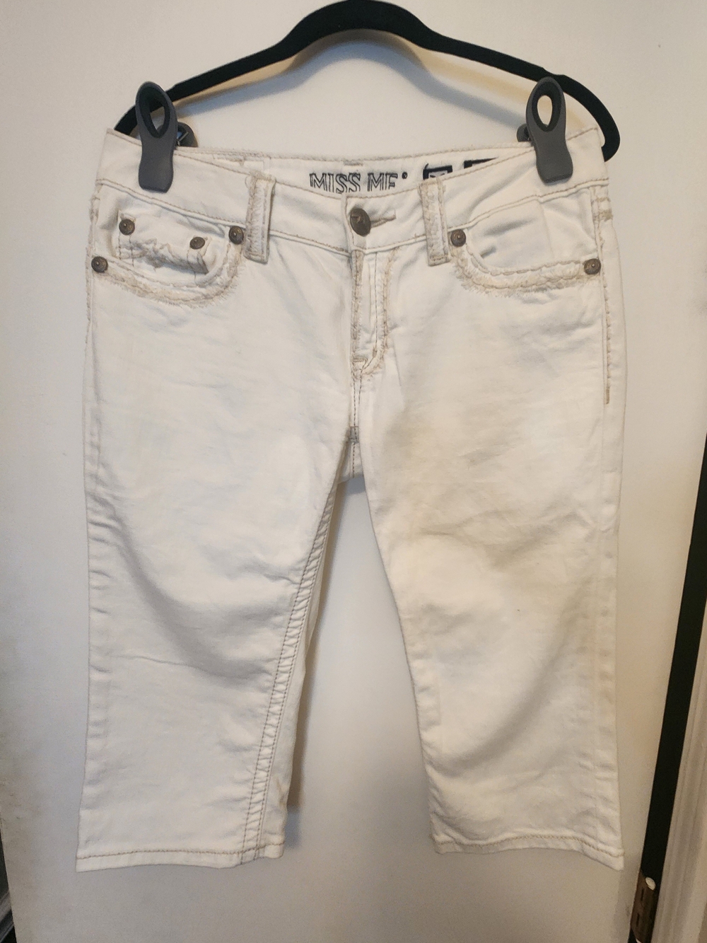 Miss Me Women's White Capri Jeans